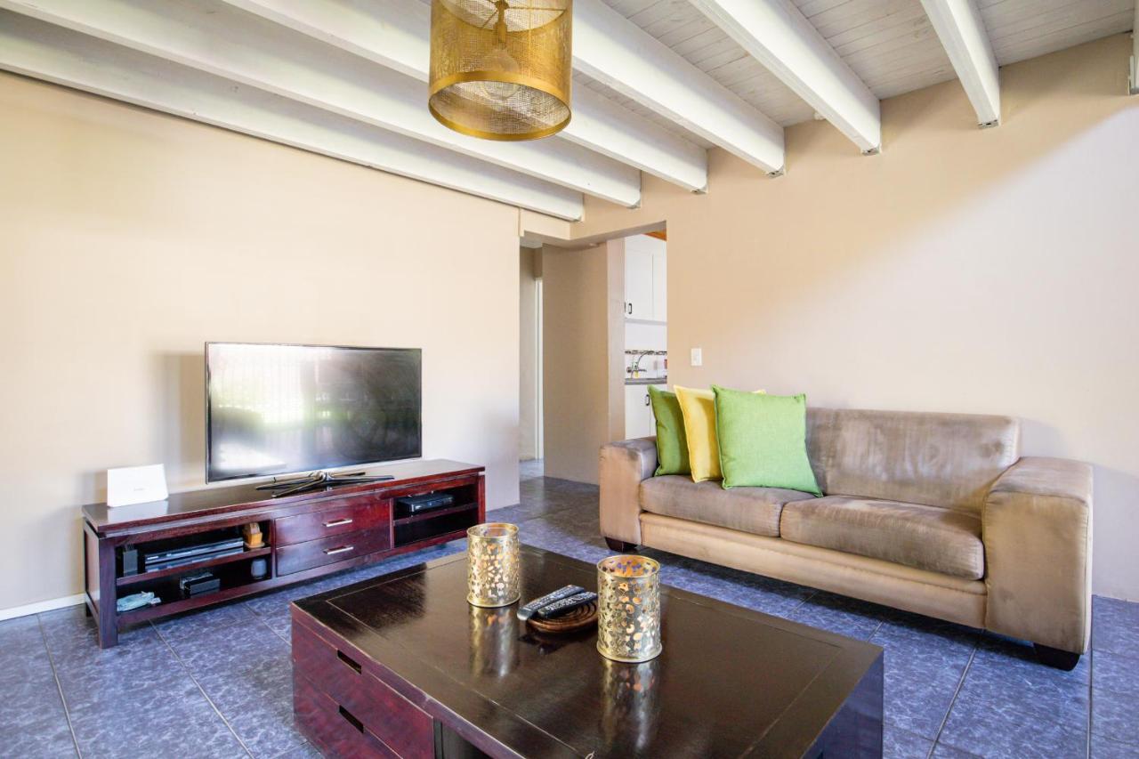 Fairview Crescent 03 By Ctha Villa เคปทาวน์ ภายนอก รูปภาพ